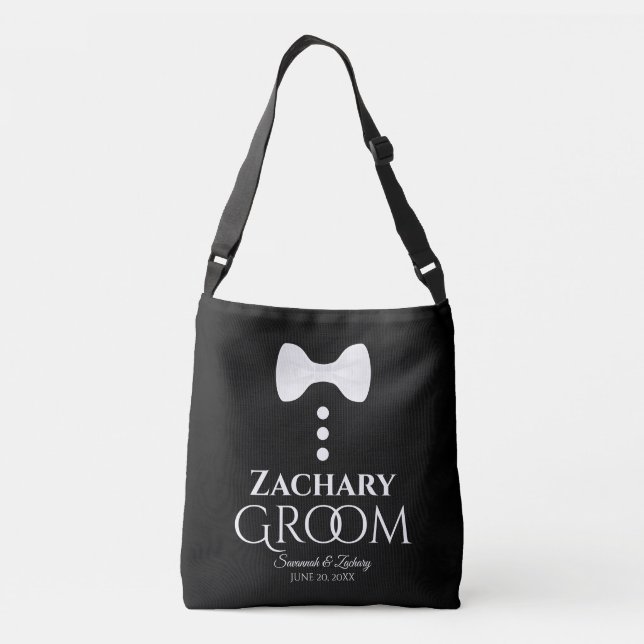 Cravate blanche de la chambre sur le sac à bagages (Dos)