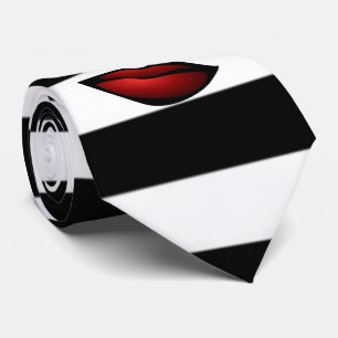 Cravate Blancs noirs tendance, Lèvres