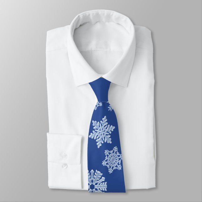 Cravate Bleu profond riche Froid Snowflakes hiver Noël (Attaché)