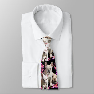 Cravate Bulldog français avec trois bulldogs en rose