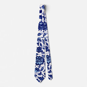 Cravate Chinois bleu marine foncé motif floral sur blanc