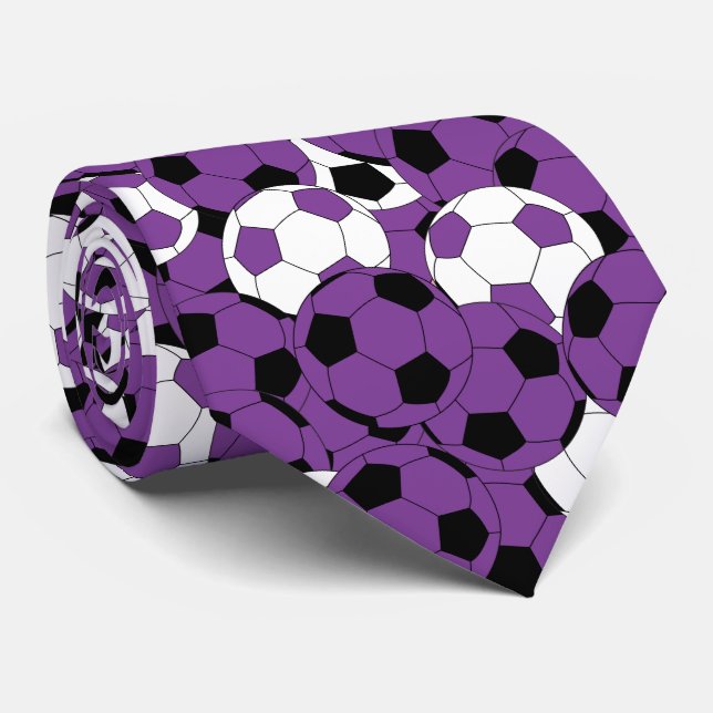 Cravate Collage de balle de soccer violet - Deux côtés (Roulé)