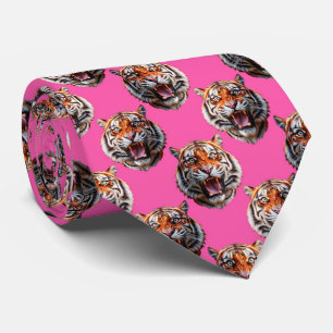 Cravate Conception de motif tête de tigre rose