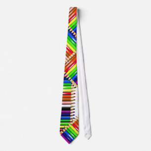 cravate de crayon de couleur