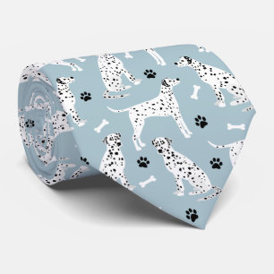 Cravate des pattes et os dalmatiens