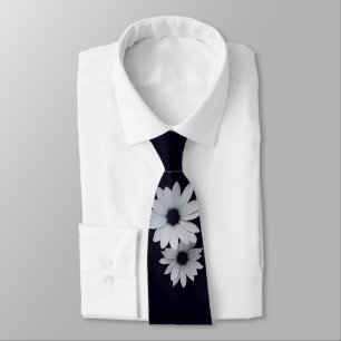 Cravate deux fleurs blanches