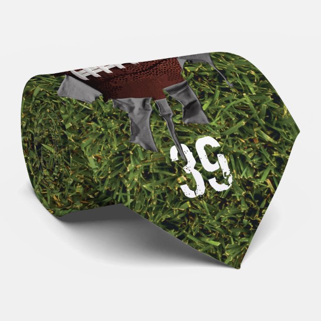 Cravate d'herbe de football déchiré (Roulé)