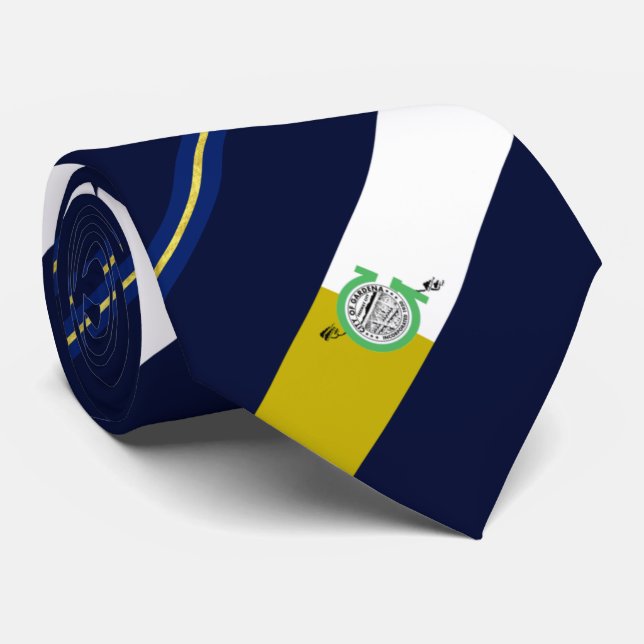 Cravate du drapeau de la ville de Gardena (Califor (Roulé)