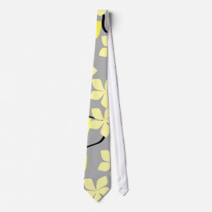 Cravate Fleurs jaunes et grises. Modèle floral