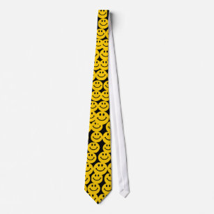 Cravate heureuse jaune de visage