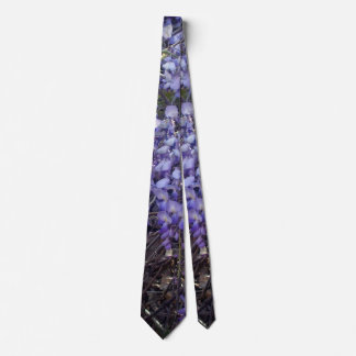 Cravate La glycine fleurit au printemps