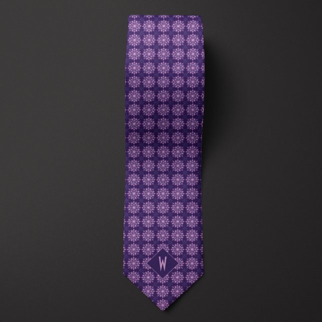 Cravate Monogramme Mandala Violet (Créateur téléchargé)