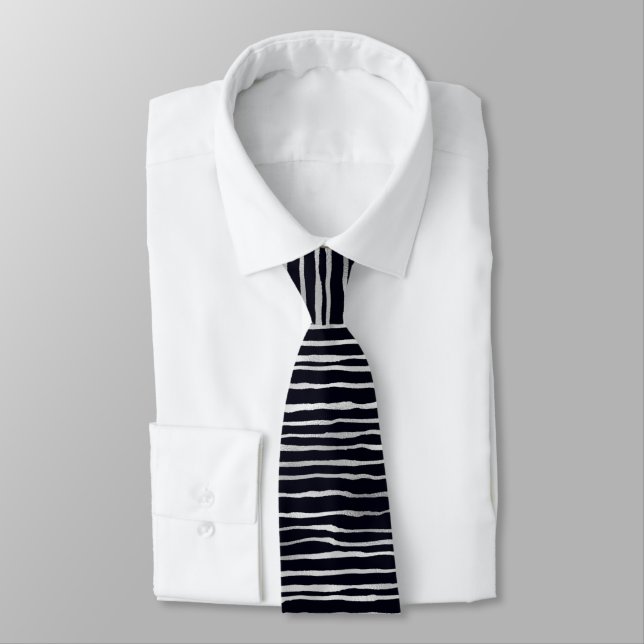 Cravate Motif argenté onduleur sur noir (Attaché)