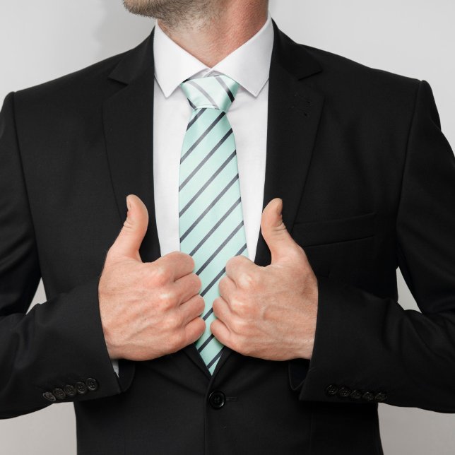 Cravate Motif de pintes et de bandes bleues (Créateur téléchargé)