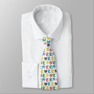Cravate motif d'empreintes multilingues