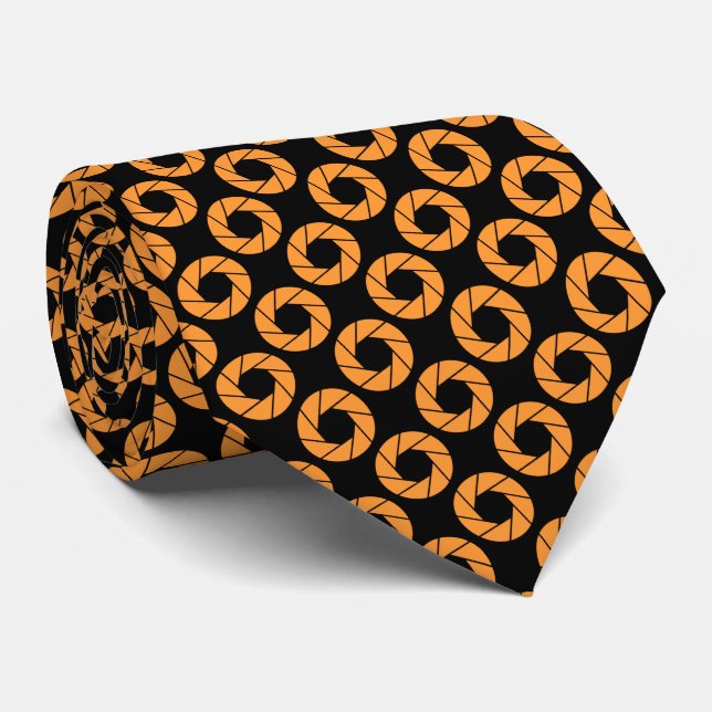Cravate Motif d'ouverture - orange clair sur noir (Roulé)