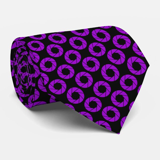 Cravate Motif d'ouverture - violet sur noir (Roulé)