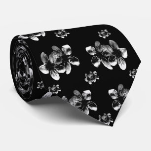 Cravate Motif En Fleur Noire Et Blanche,