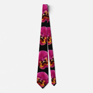 Cravate Passion aux panneaux roses,