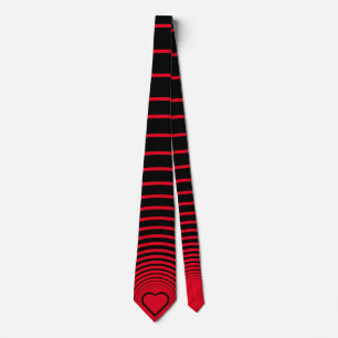 Cravate rayée rouge noir avec coeur ou choisir des