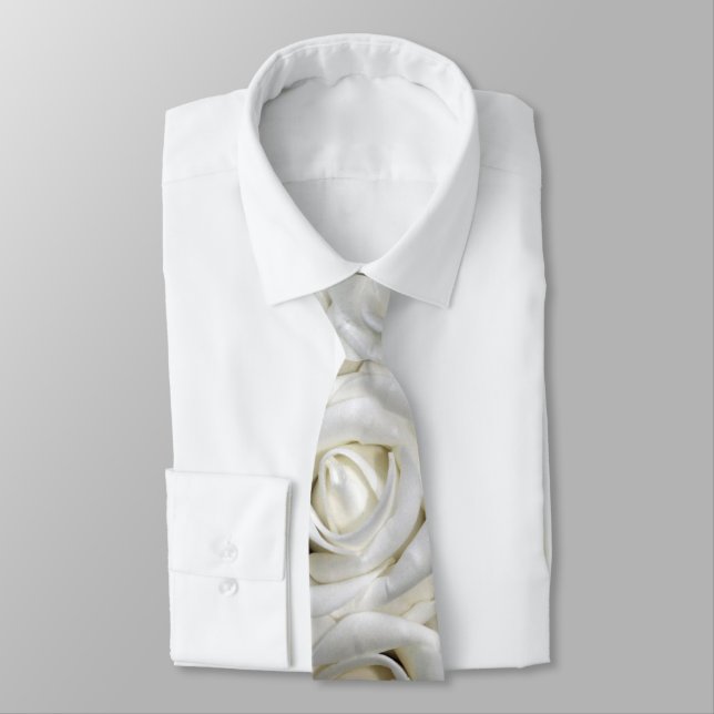 Cravate Romantique Blanc luxuriant rose (Attaché)