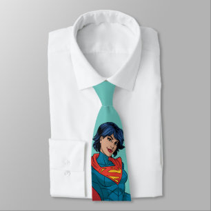 Cravate Supergirl Hovering en costume bleu