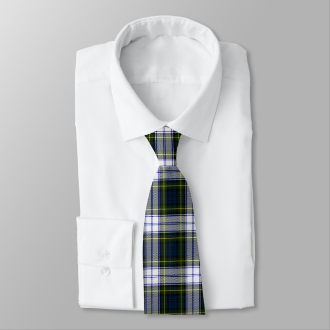 Cravate traditionnelle Gordon habillée Tartan Plai (Attaché)