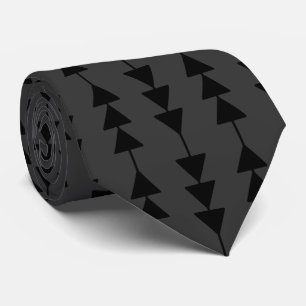 Cravate Triangles à pendage noir moderne et élégant sur fu