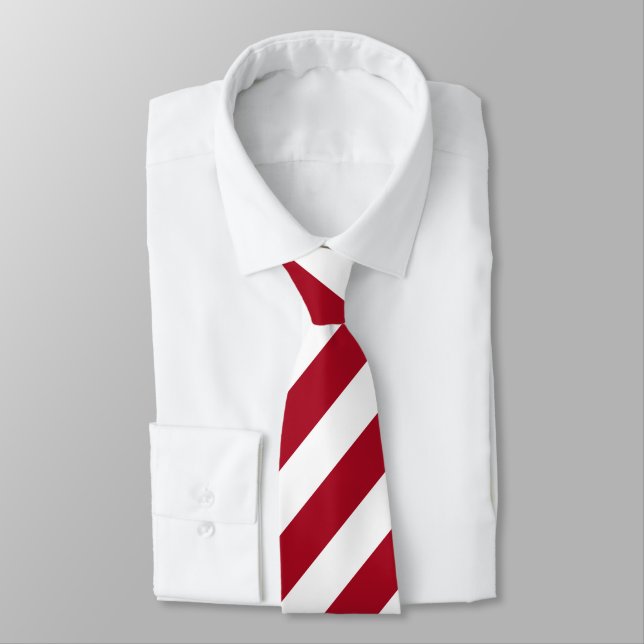 Cravate Une rayure juste rouge et blanche (Attaché)