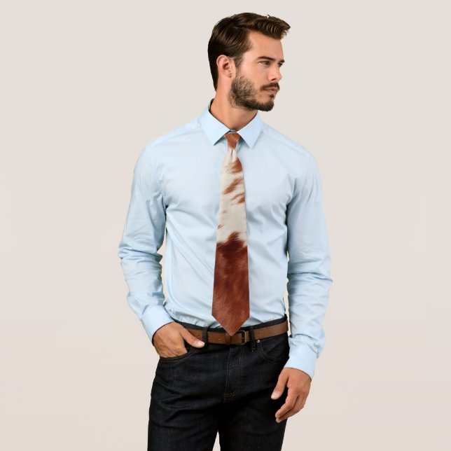 Cravate Vache blanche Brown (En situation)