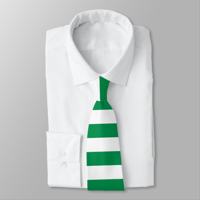 Cravate verte et blanche (Attaché)