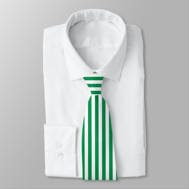 Cravate verte et blanche (Attaché)