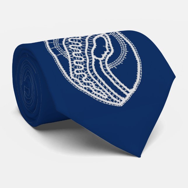 Cravate Vierge Marie, dentelle blanche, bleu marine (Roulé)