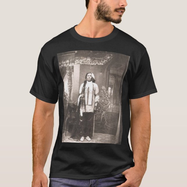 Crazy Horse Portrait T-Shirt (Vorderseite)