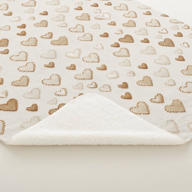 Cream & Brown Hearts Valentine's Day Sherpadecke (3/4)