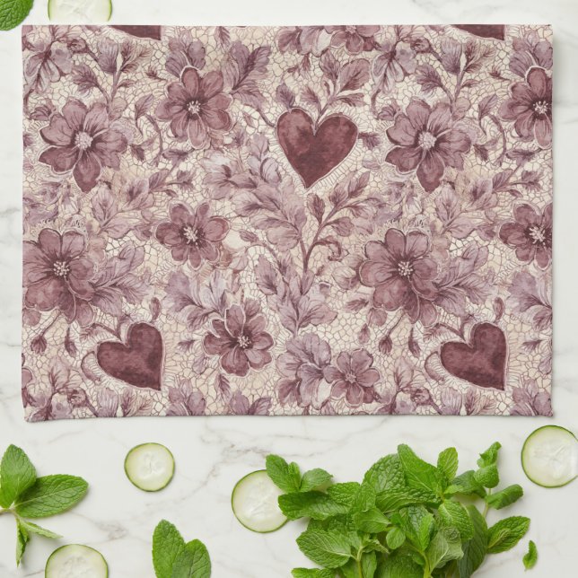 Cream Burgundy Red Hearts Flowers Geschirrtuch (Gefaltet)