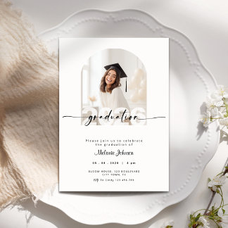 Cream Graduation Invitation with Photo - 2026 Einladung