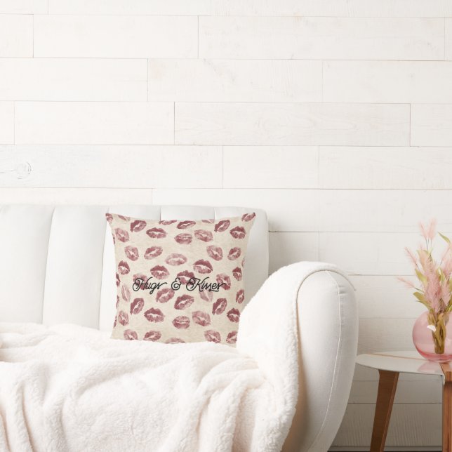Cream Hearts Burgundy Red Stripes Kissen (Liege)
