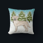 Cream Labrador Retriever Blue Winter Christmas Kissen<br><div class="desc">Desteis originelle Cartoon Illustration eines niedlichen englischen Cremes Labrador Retriever Rasse Hund. Der Hund ist in einer Winterlandschaft mit drei grünen Tannenbäumen und fallendem Schnee untergebracht. Der Hintergrund ist ein blaues bis weißes Gefälle, das das Design des kalten Wintertages verleiht.</div>