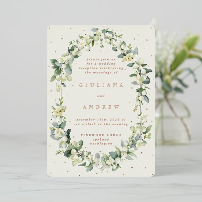 Cream Snowberry+Eukalyptus Hochzeitempfang Folieneinladung (Stehend vorne)