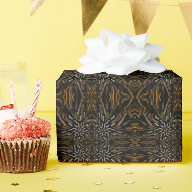 Creamy Golden Yellows Raked Pattern On Black Geschenkpapier (Geburtstagsparty)