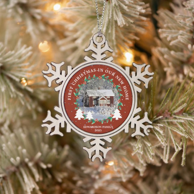 Create your own First Christmas in new home photo Schneeflocken Zinn-Ornament (Baum)