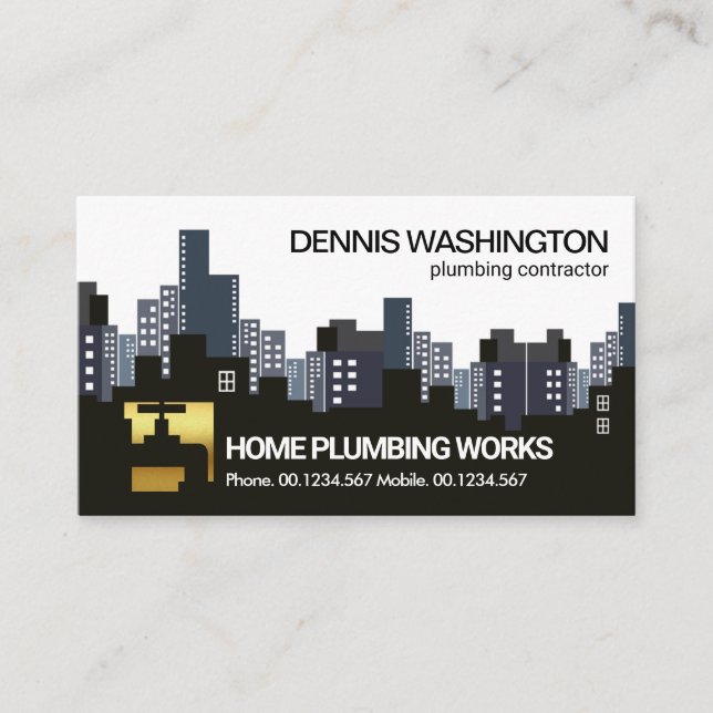 Creative Downtown Skyline Gold Faucet Plumber Visitenkarte (Vorderseite)
