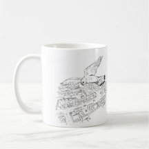 Crécerelle au-dessus de tasse de ville