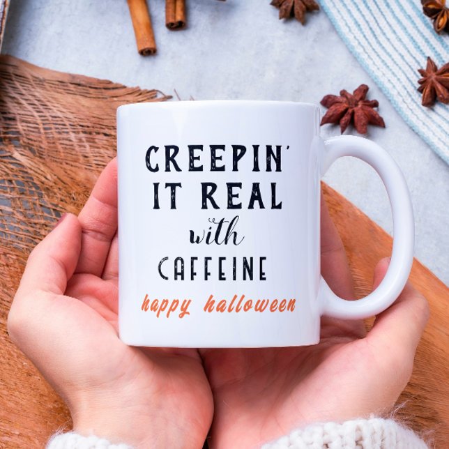 Creepin' Es ist ein echtes weißes Halloween-Tasse Kaffeetasse (Von Creator hochgeladen)