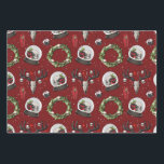 Creepy Christmas Reindeer Geschenkpapier Set<br><div class="desc">Scheußliche Weihnachtsrentierschädel,  Schädel-Schneeglobe und Creepmas-Kränze auf diesem lustigen Packpapier. 3 Blätter mit je einer anderen Hintergrundfarbe - je eins von ihnen grün,  schwarz und rot.</div>