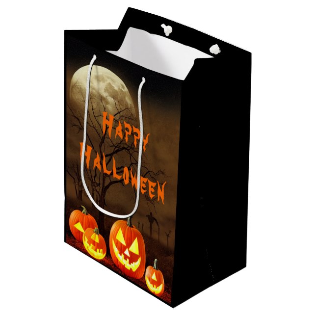 Creepy Graveyard Halloween-Party Mittlere Geschenktüte (Vorderseite Schrägansicht)