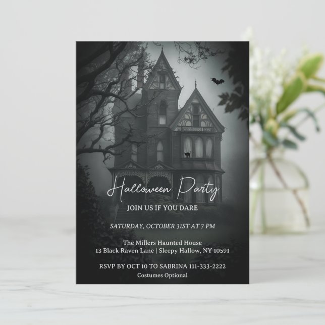 Creepy Old House Halloween-Party Einladung (Stehend Vorderseite)