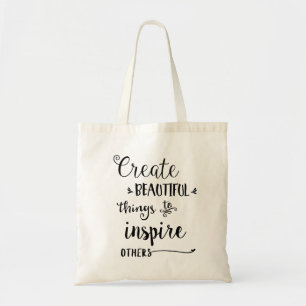 Créez le beau sac fourre-tout à choses