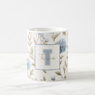 Creme Braun Blaue Blumen Monogramm Anfangsname Kaffeetasse